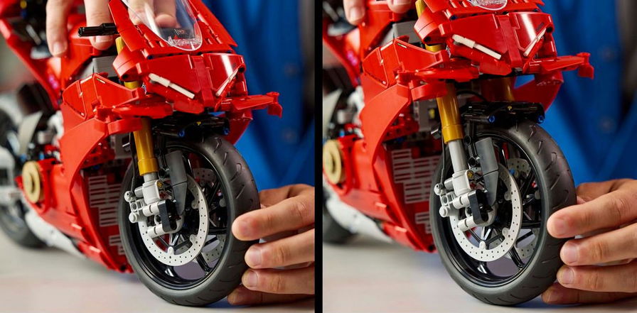 LEGO Technic 42202 Ducati Panigale V4 S