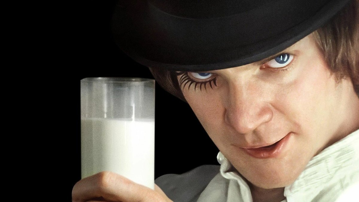 Immagine di Oggi usciva al cinema Arancia Meccanica, il controverso manifesto sociale di Stanley Kubrick diventato un cult