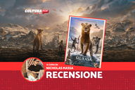 Copertina di Mufasa - Il Re Leone, recensione: l'epica di un viaggio verso il mito