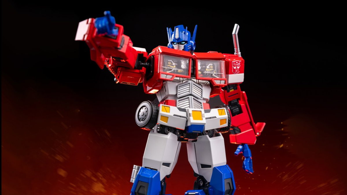 Immagine di Transformers, Optimus Prime domina la linea Combot Series