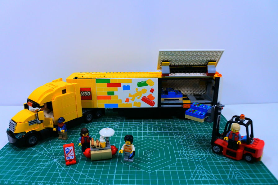 LEGO City 60440 Camion per le consegne giallo: la recensione