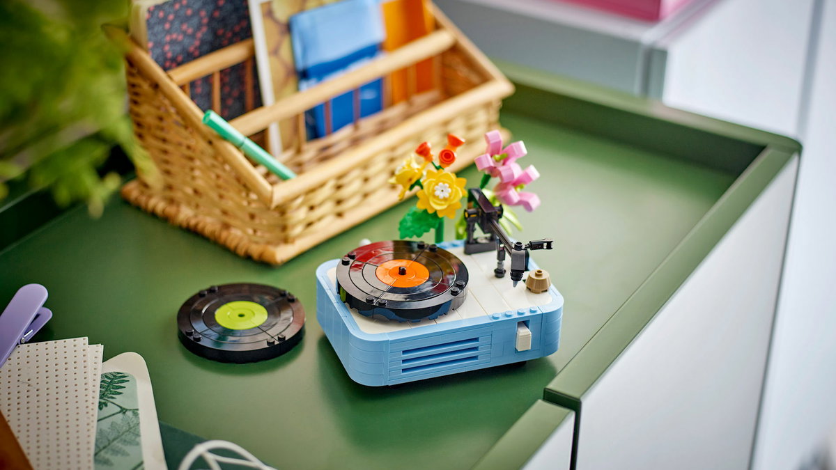 Immagine di Musica e mattoncini: ecco il giradischi LEGO