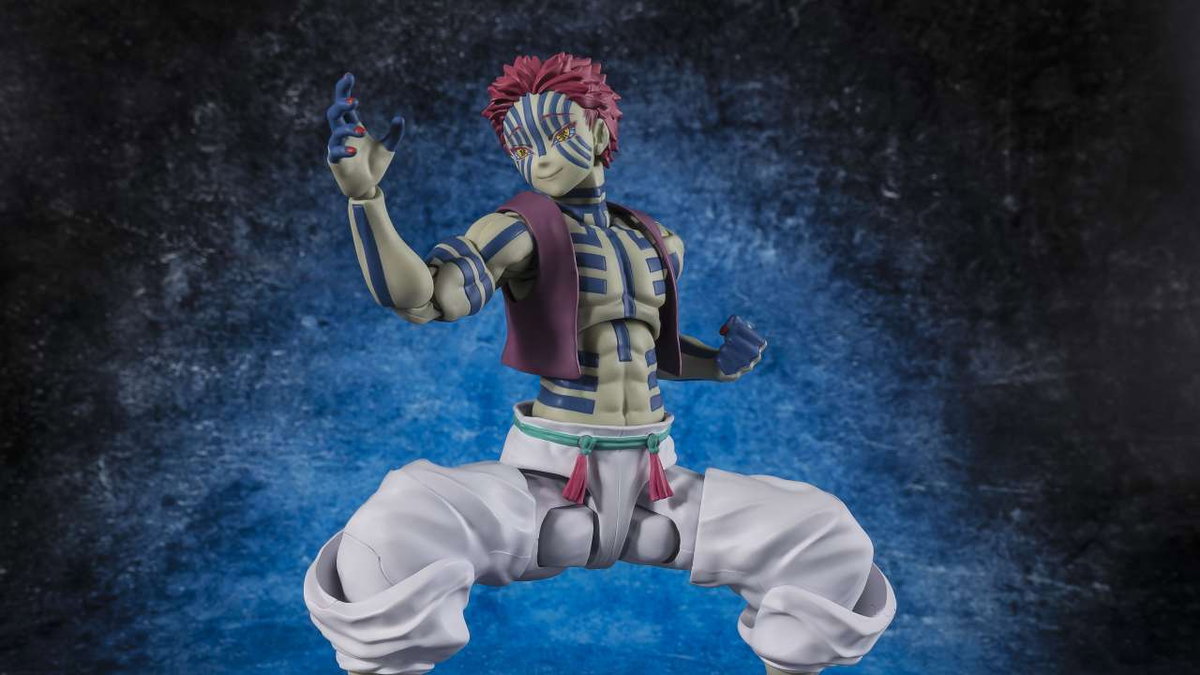 Immagine di Akaza, la furia del demone nella nuova SH Figuarts di Bandai