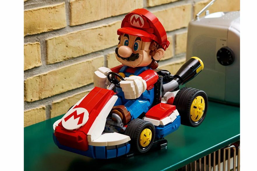 LEGO svela il set Mario Kart con personaggio posabile