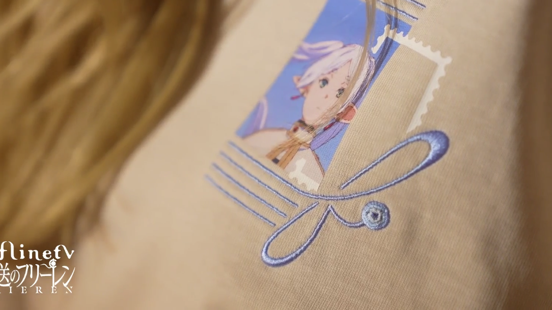 Immagine di Frieren: Beyond Journey's End conquista la moda con nuove linee di abbigliamento