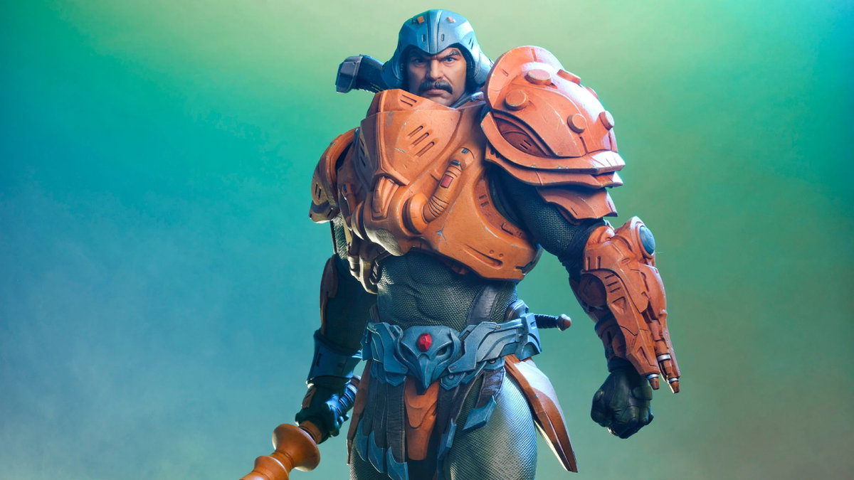 Immagine di Man-At-Arms Legends di Tweeterhead: un tributo epico al guardiano di Eternia