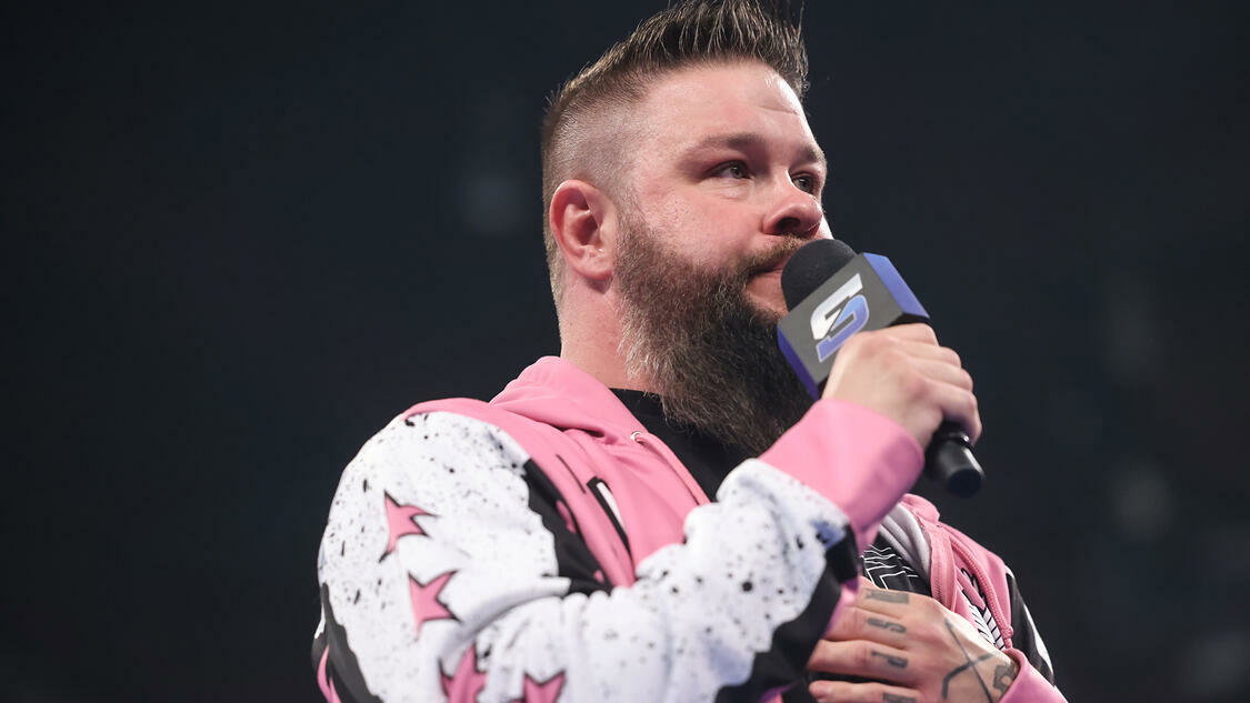 Immagine di WWE, infortunio per Kevin Owens: dovrà saltare WrestleMania
