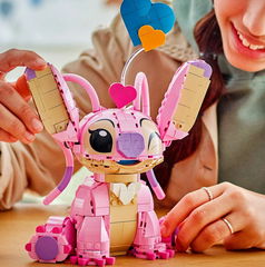 Copertina di Angel in Versione LEGO: il complemento perfetto perStitch