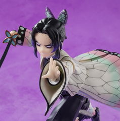 Copertina di Shinobu Kocho, la nuova SH Figuarts di Bandai è pura grazia letale