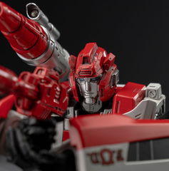 Copertina di Red Alert MDLX di Threezero: potenza da battaglia per l’Autobot dei Transformers
