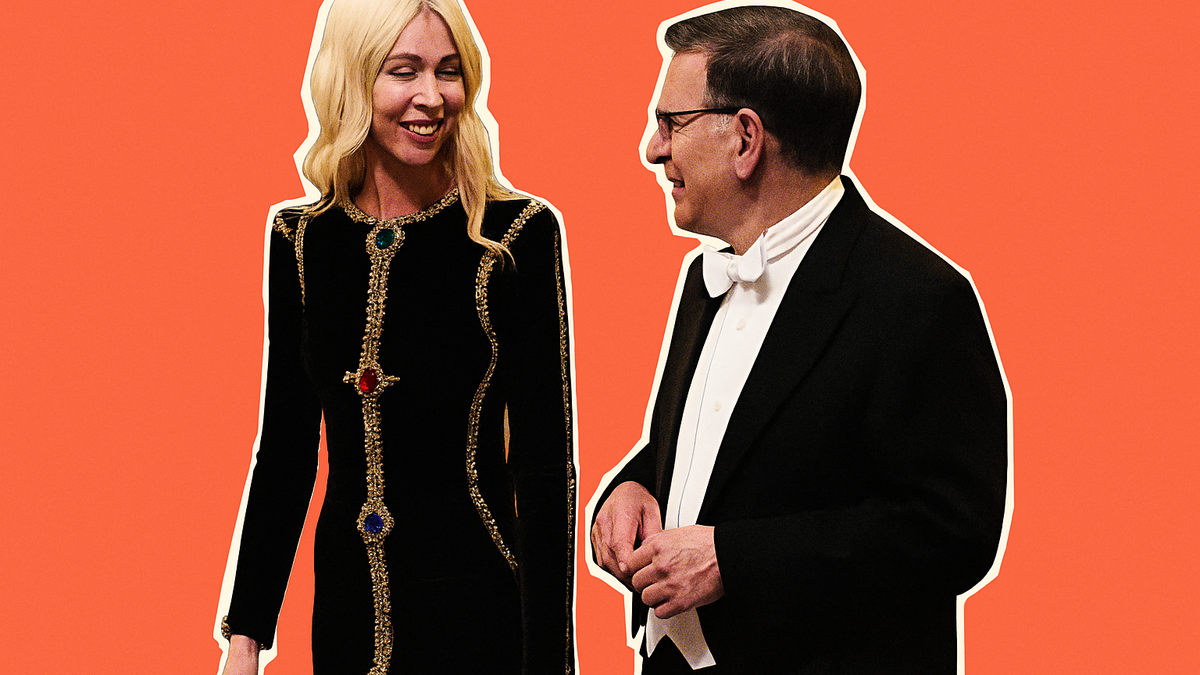 Immagine di Claudia Schiffer in velluto al banchetto di Windsor
