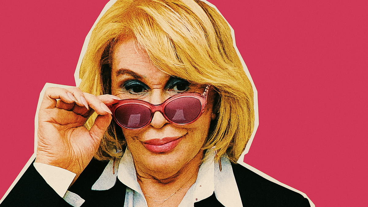 Immagine di Amanda Lear: «Ornella Vanoni presa in giro, mi è dispiaciuto»