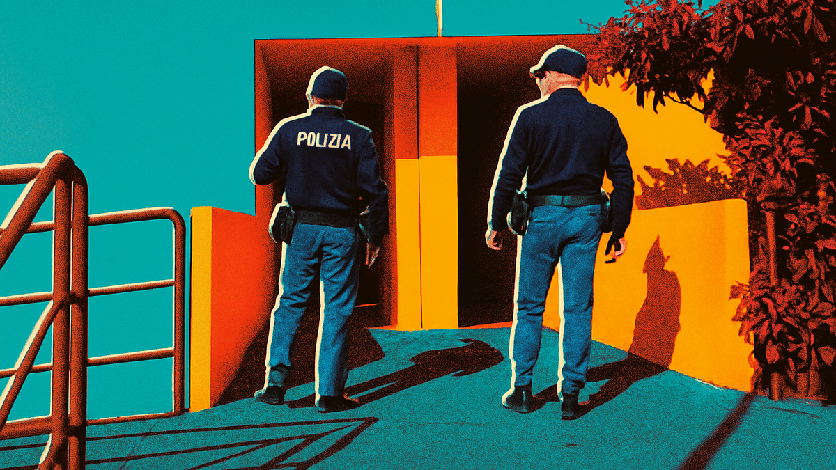 Immagine di La barista: "Svegliato a colpi di martello"