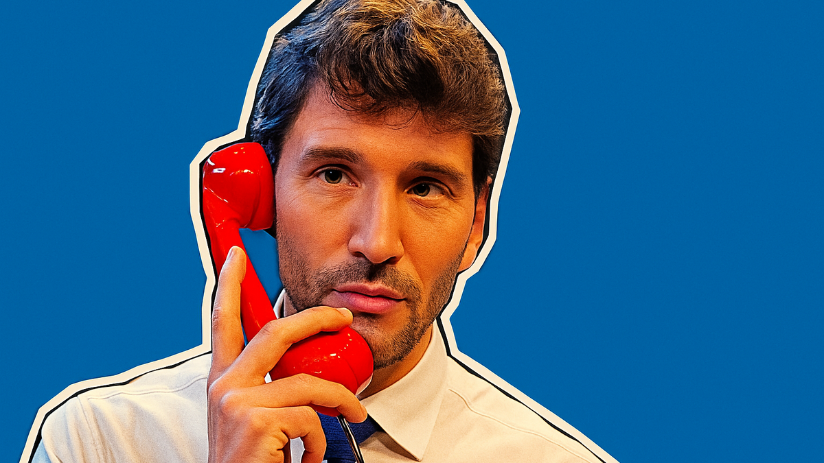 Immagine di Stefano De Martino, dopo il flop di Affari Tuoi cambia rete?