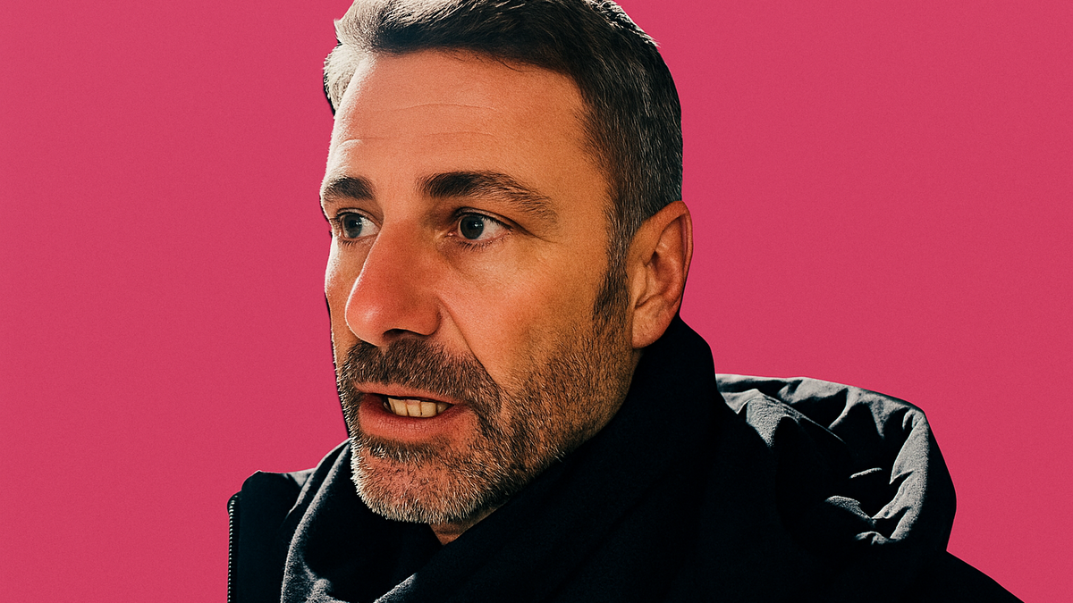 Immagine di Raoul Bova: «Massacrato per "occhi spaccanti"»
