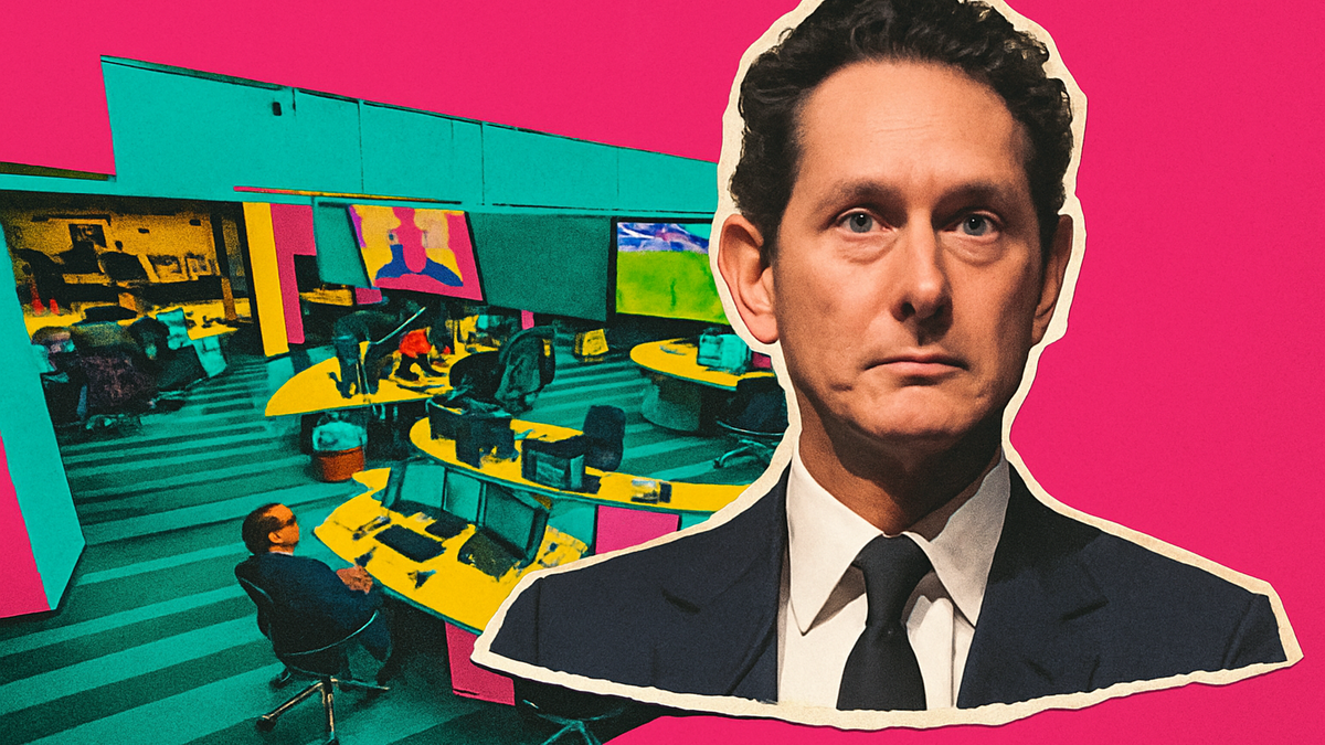 Immagine di John Elkann vende La Stampa, giornalisti in sciopero