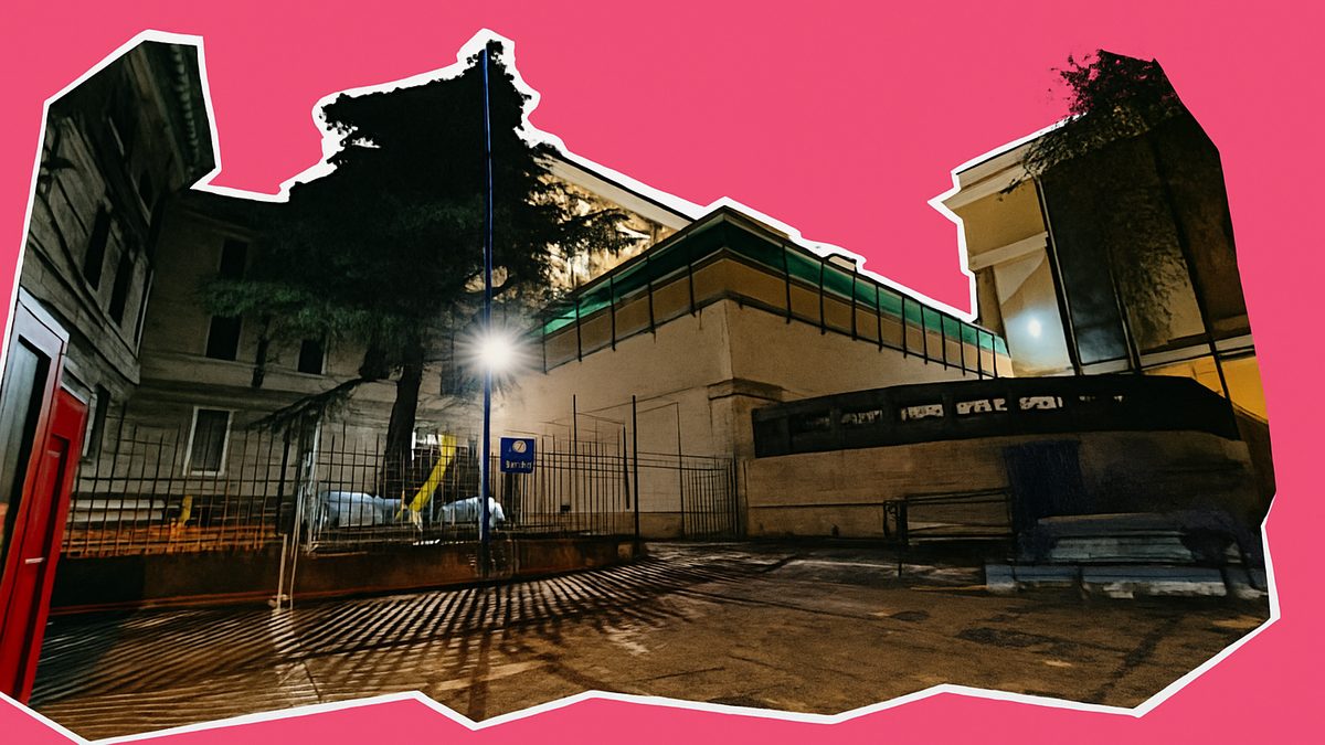 Immagine di Evade dal carcere con lenzuola sotto il cappotto