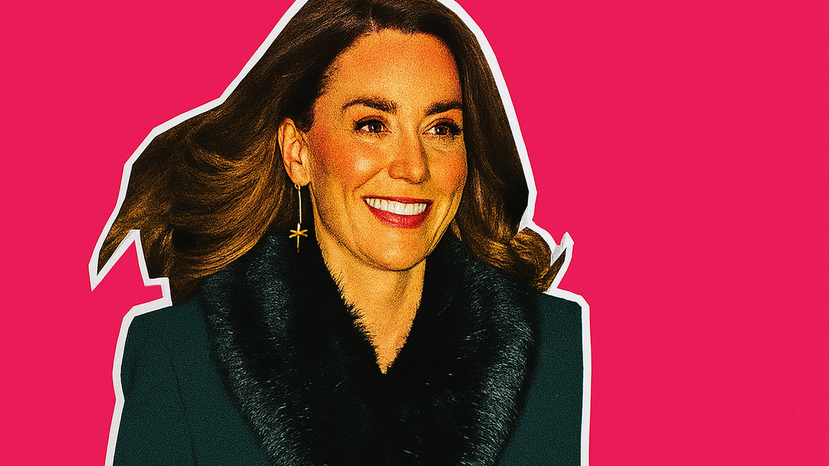Immagine di Kate Middleton dona un albero di Natale all'ospedale che l'ha curata
