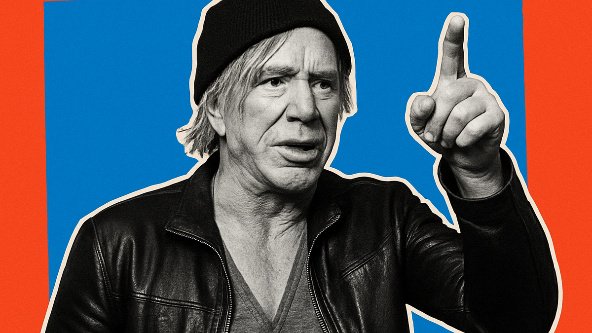 Immagine di Mickey Rourke lancia crowdfunding contro sfratto