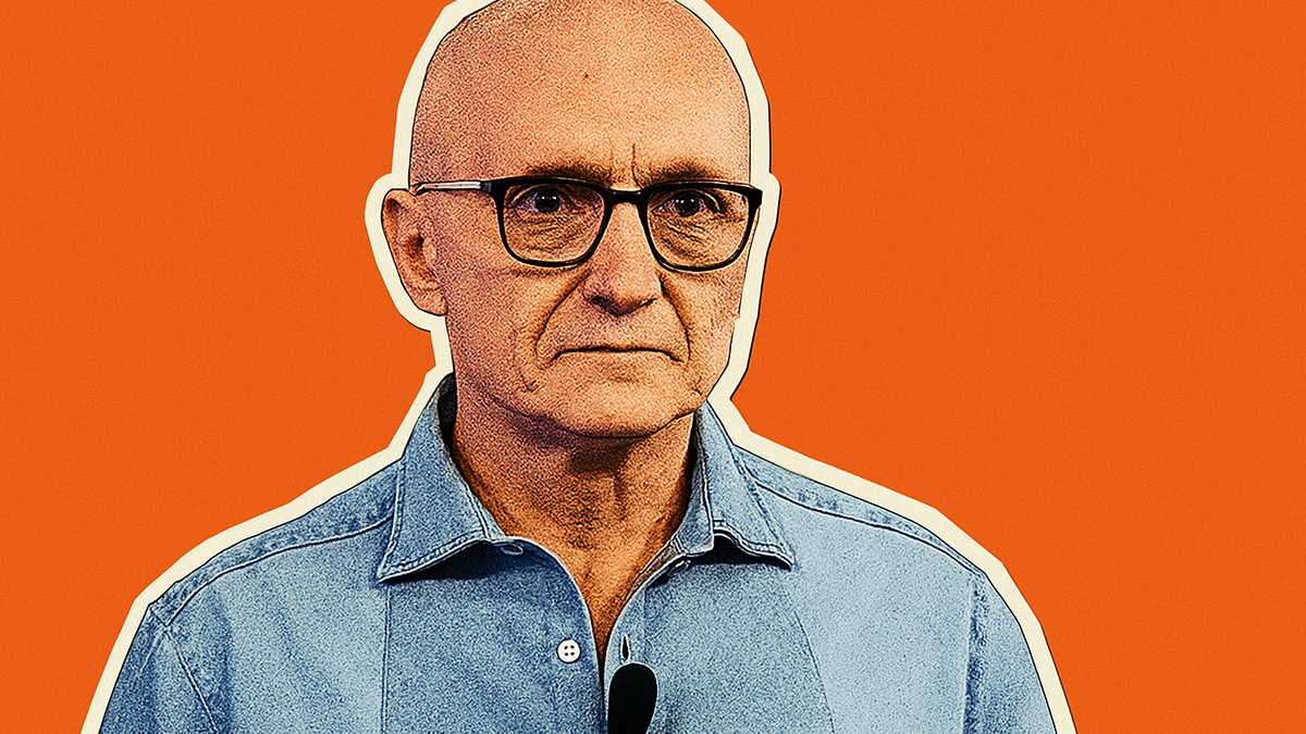 Immagine di Alfonso Signorini interrogato dai pm: "Vogliono distruggermi"