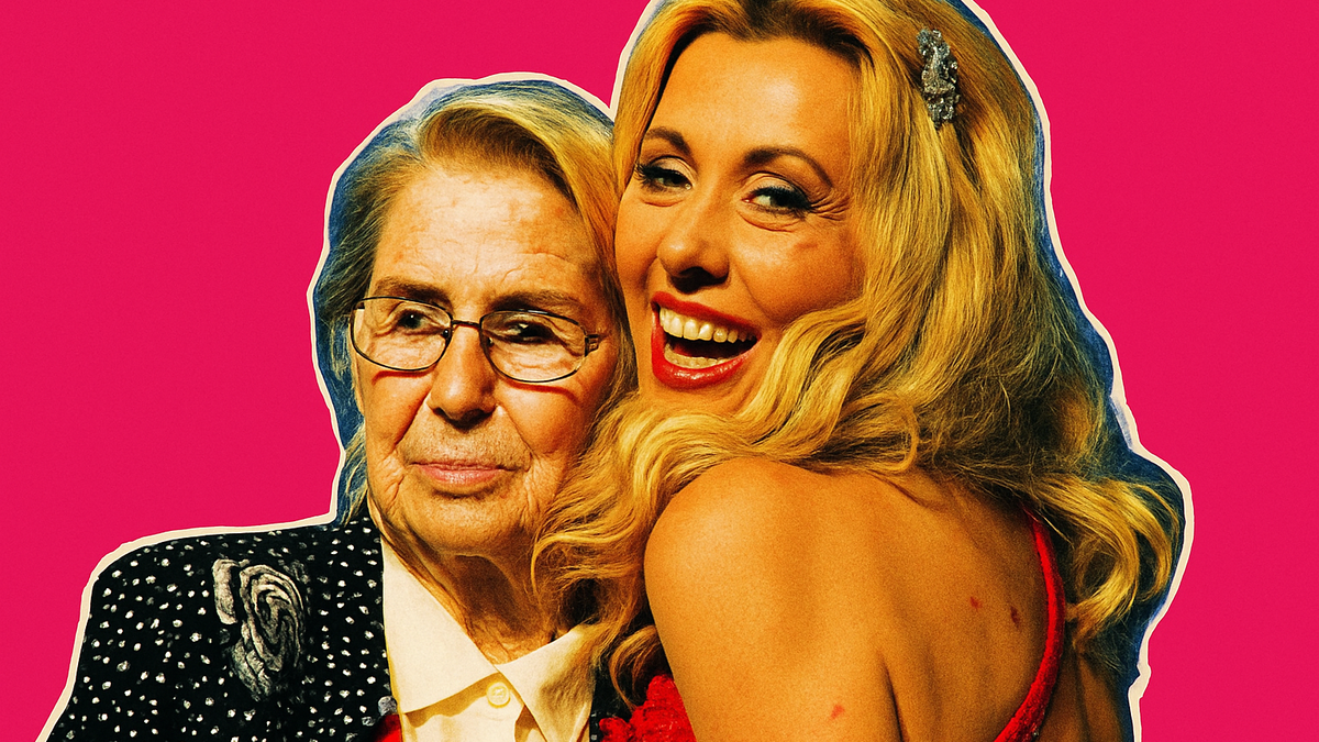 Immagine di Valeria Marini e la madre Gianna, è pace fatta