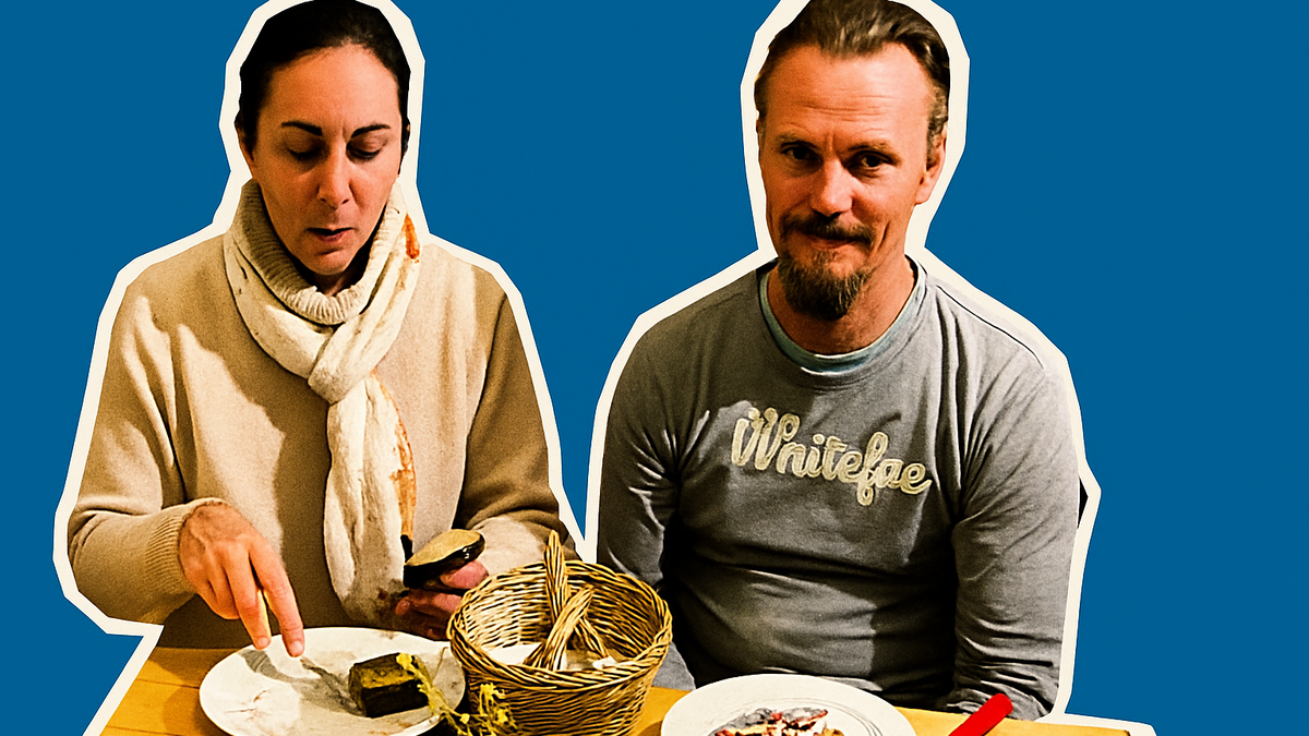 Immagine di Famiglia del bosco, esposto contro l'assistente sociale