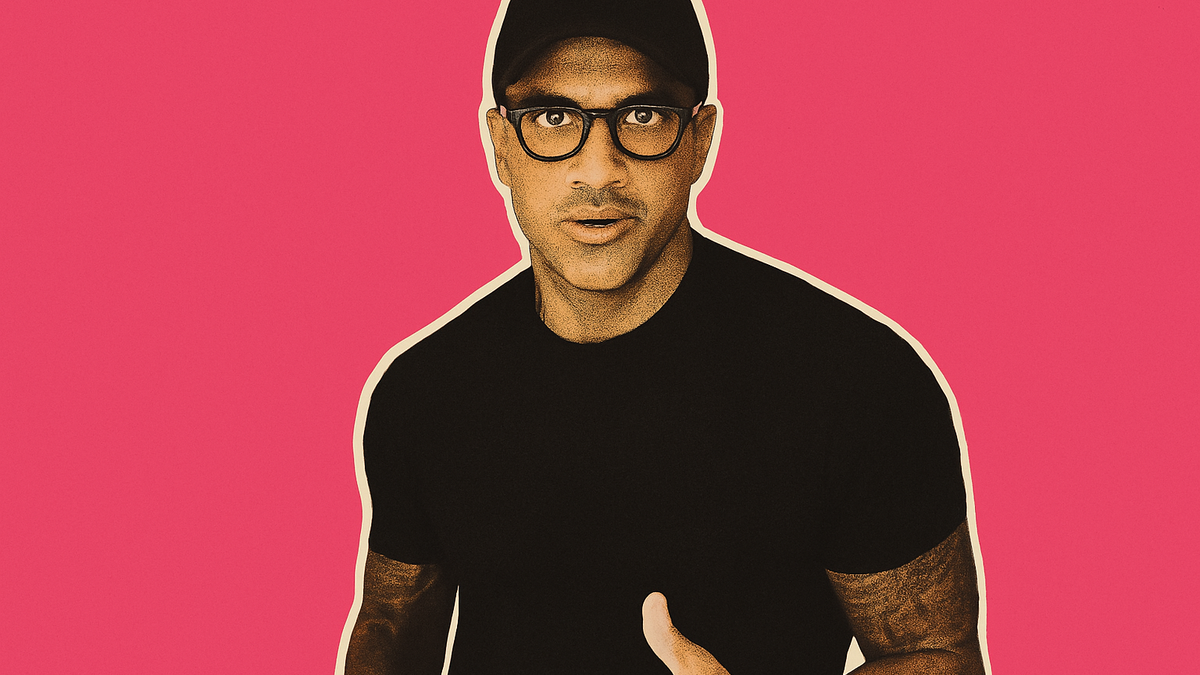 Immagine di Fabrizio Corona sfida il blocco con nuove prove