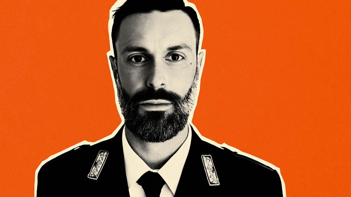 Immagine di Omicidio Rogoredo, il legale: "Ha sparato per paura"