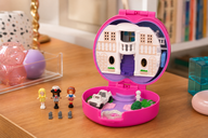 Copertina di Clueless entra in tasca: il cofanetto Polly Pocket è a -40%