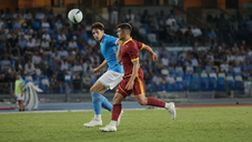 Copertina di Dove vedere Napoli-Arezzo oggi: orario, canale TV e streaming dell’amichevole estiva 2026