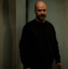 Copertina di L'erede, il film stasera in tv su Canale 5: trama, cast e streaming