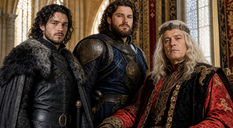 Copertina di Game of Thrones: il giovane Ned Stark incontra Aerys II nel ritratto corale di The Mad King