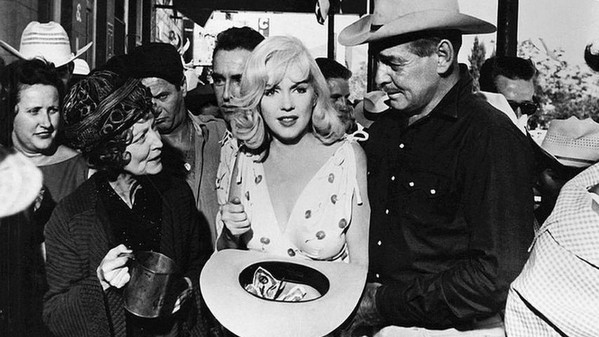Immagine di Che fine ha fatto Marilyn Monroe, Roslyn in Gli spostati?