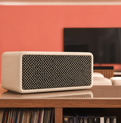 Copertina di Marshall Emberton II a 149,99€, oltre 30 ore di musica senza prese