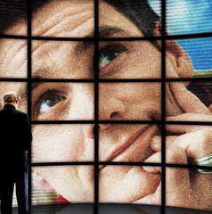 Copertina di The Truman Show anticipò il reality totale prima che il Grande Fratello andasse in onda