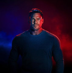 Copertina di 20 serie simili a Reacher, tra azione, crime e complotti