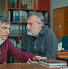 Copertina di La guerra dei nonni stasera su Canale 5: trama, cast e streaming