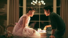 Copertina di Sixteen Candles consegnò Caroline ubriaca: oggi il consenso riscriverebbe la scena