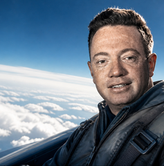 Copertina di 66 anni fa Joseph Kittinger stabilì i record di lancio in quota, caduta libera e velocità senza propulsione