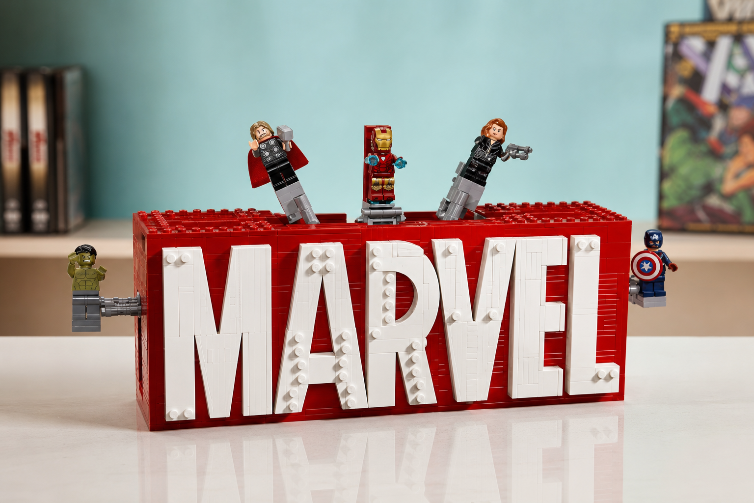 30€ in meno sul LEGO Marvel Logo e Minifigure, cinque Avengers da esporre