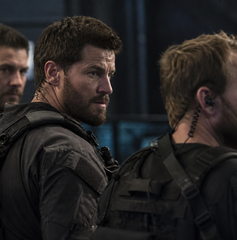 Copertina di Dove vedere SEAL Team oggi: orario, piattaforma e streaming delle stagioni 1-7