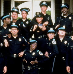 Copertina di Quanto si è ristretto oggi Scuola di polizia dagli 81 milioni a Sky Go e Now?