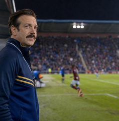 Copertina di Dove vedere Ted Lasso 4, episodio 3 oggi: orario e streaming su Apple TV