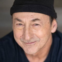 Copertina di Luc Picard: chi è l'attore e regista canadese del Québec