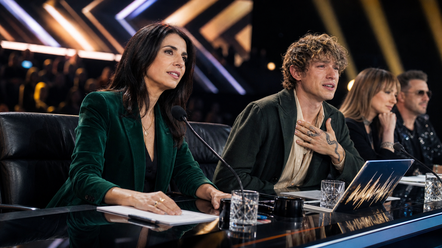 X Factor, Paola Iezzi nelle prime immagini: la giuria è già al lavoro