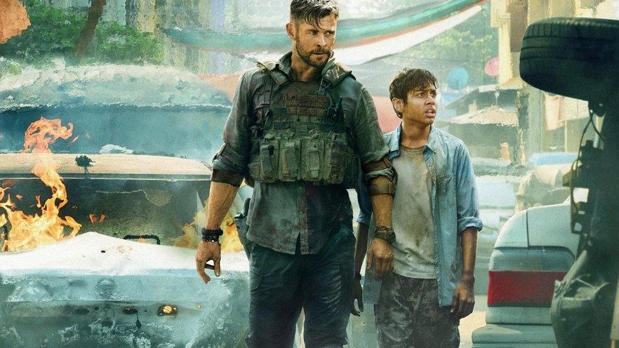 Extraction, il film stasera in TV su 20: trama, cast e streaming