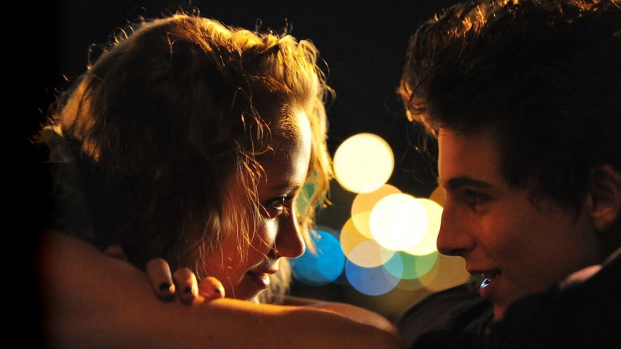 Hot Summer Nights, il film stasera in tv su Rai 5: trama, cast e streaming