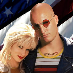 Copertina di Assassini nati è gratis in streaming: il feroce viaggio di Mickey e Mallory