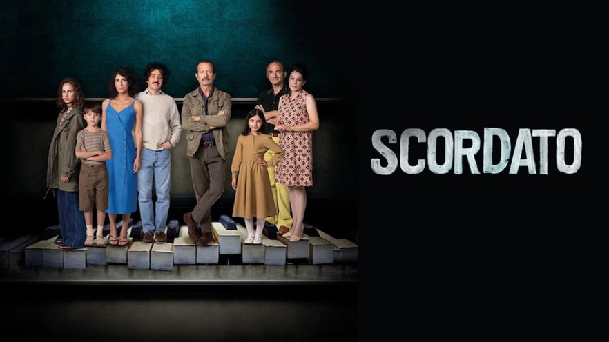 Qual è la canzone dei titoli di coda di Scordato?