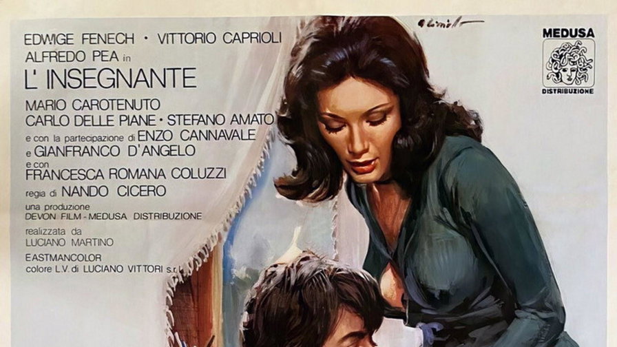 Edwige Fenech nei panni della giovane insegnante privata